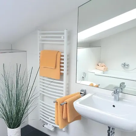 아파트 215 Erik In *